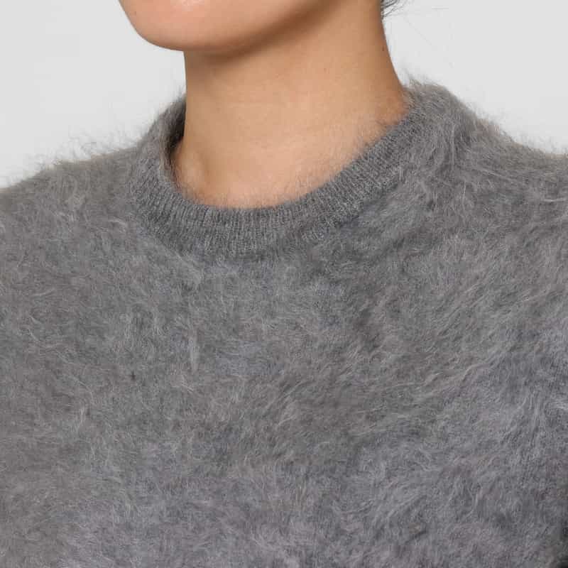 BARNEYS NEW YORK カシミヤ ファー加工クルーネックニットプルオーバー LIGHT GRAY