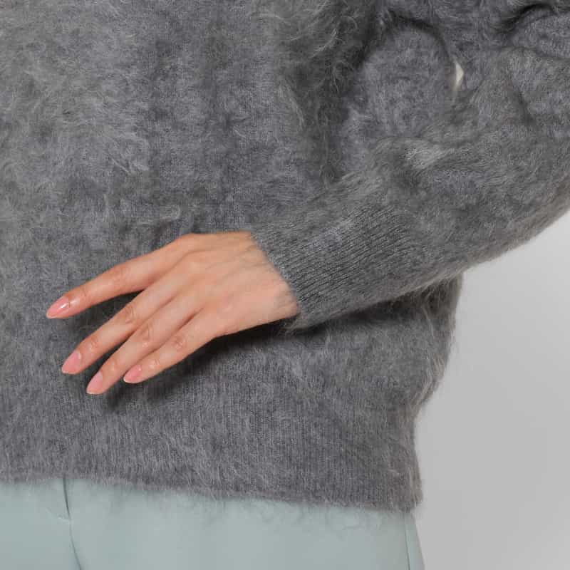 BARNEYS NEW YORK カシミヤ ファー加工クルーネックニットプルオーバー LIGHT GRAY