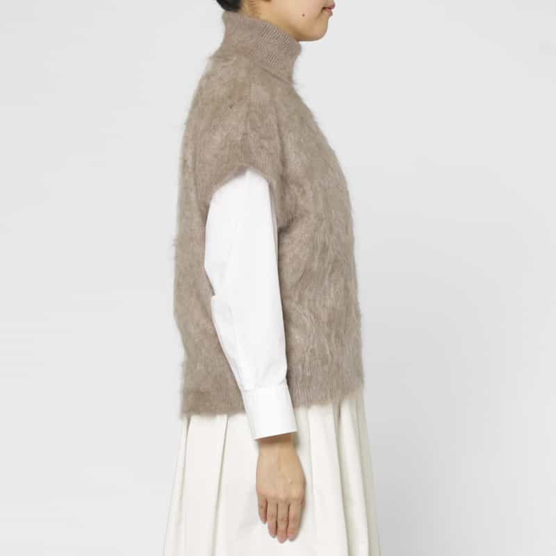 BARNEYS NEW YORK カシミヤ ファー加工 襟付きニットベスト BEIGE