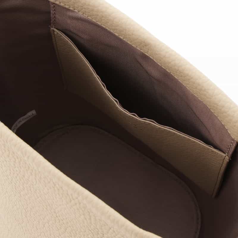 BARNEYS NEW YORK シュリンクレザーバケットバッグ BEIGE