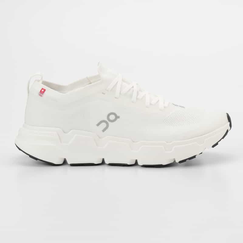 ON ON＜オン＞ スニーカー“CLOUDSOMA" WHITE