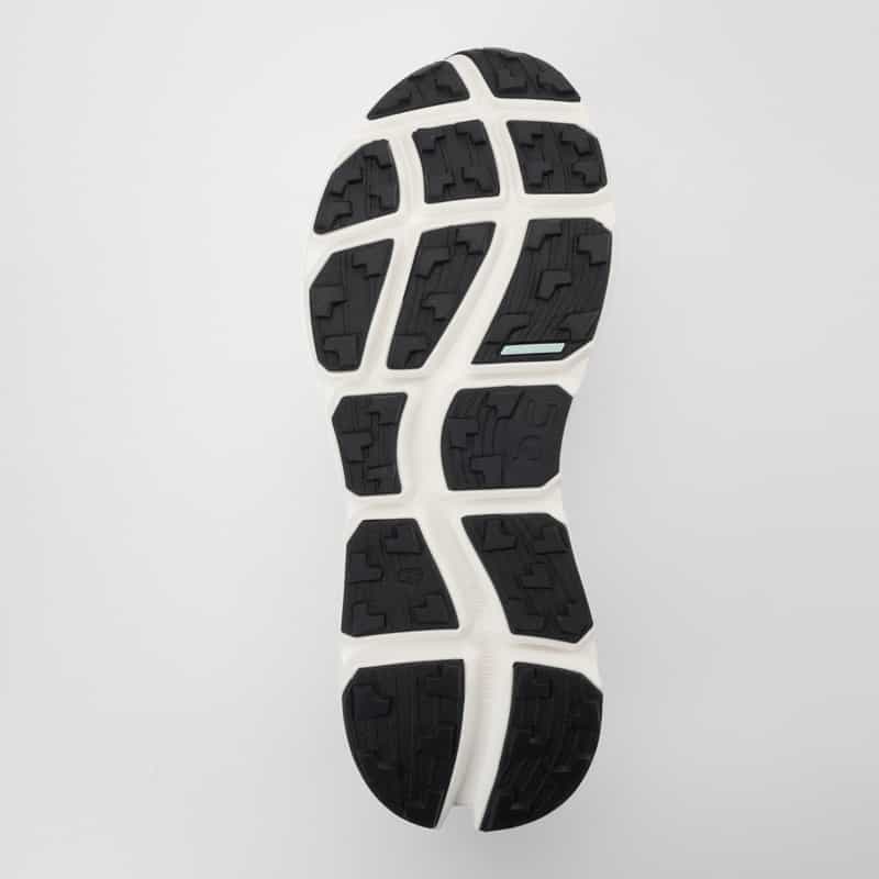 ON ON＜オン＞ スニーカー“CLOUDSOMA" WHITE