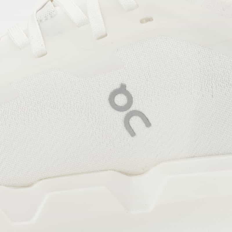 ON ON＜オン＞ スニーカー“CLOUDSOMA" WHITE