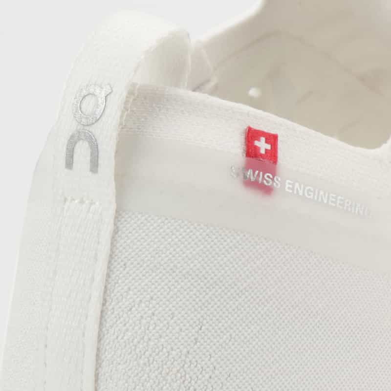 ON ON＜オン＞ スニーカー“CLOUDSOMA" WHITE