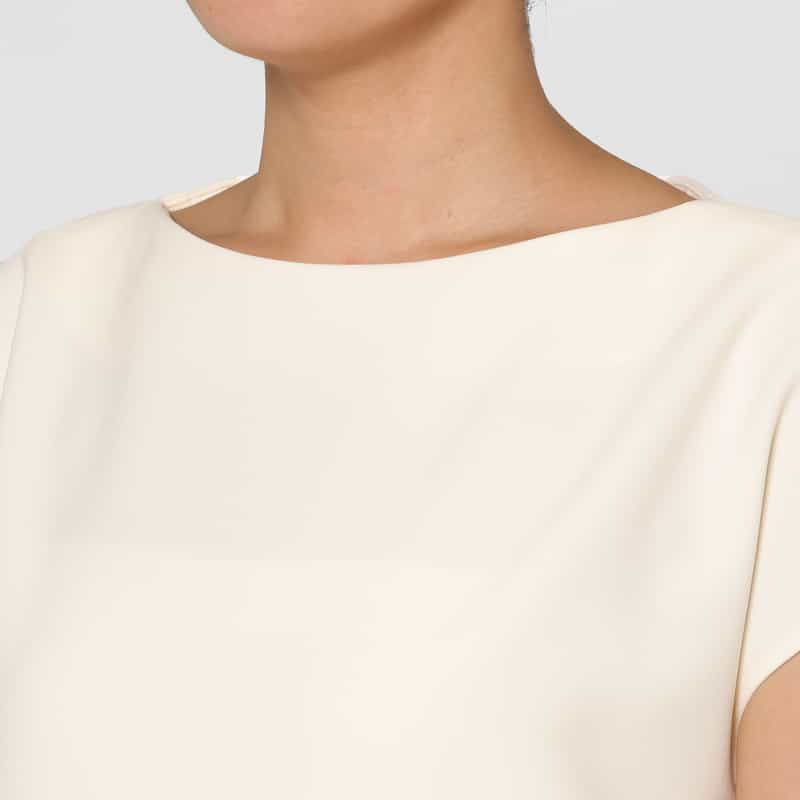 BARNEYS NEW YORK ペプラムヘム プルオーバーブラウス OFF WHITE