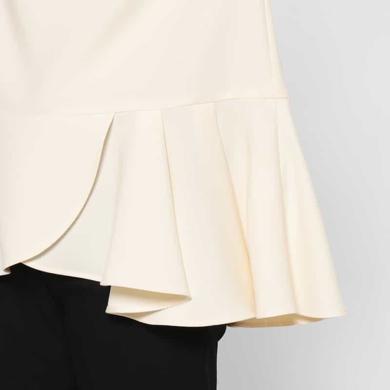BARNEYS NEW YORK ペプラムヘム プルオーバーブラウス OFF WHITE