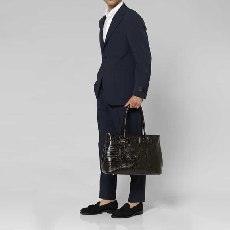 BARNEYS NEW YORK クロコ型押しレザートートバッグ BLACK