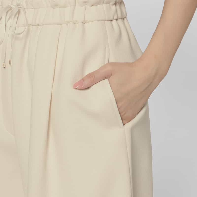 BARNEYS NEW YORK セットアップ ウォッシャブル ドローストリング ハーフパンツ OFF WHITE