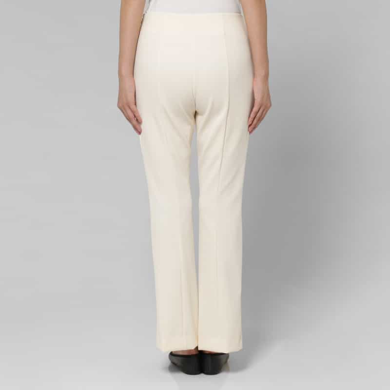 BARNEYS NEW YORK スキューバ スリットヘム フレアパンツ OFF WHITE