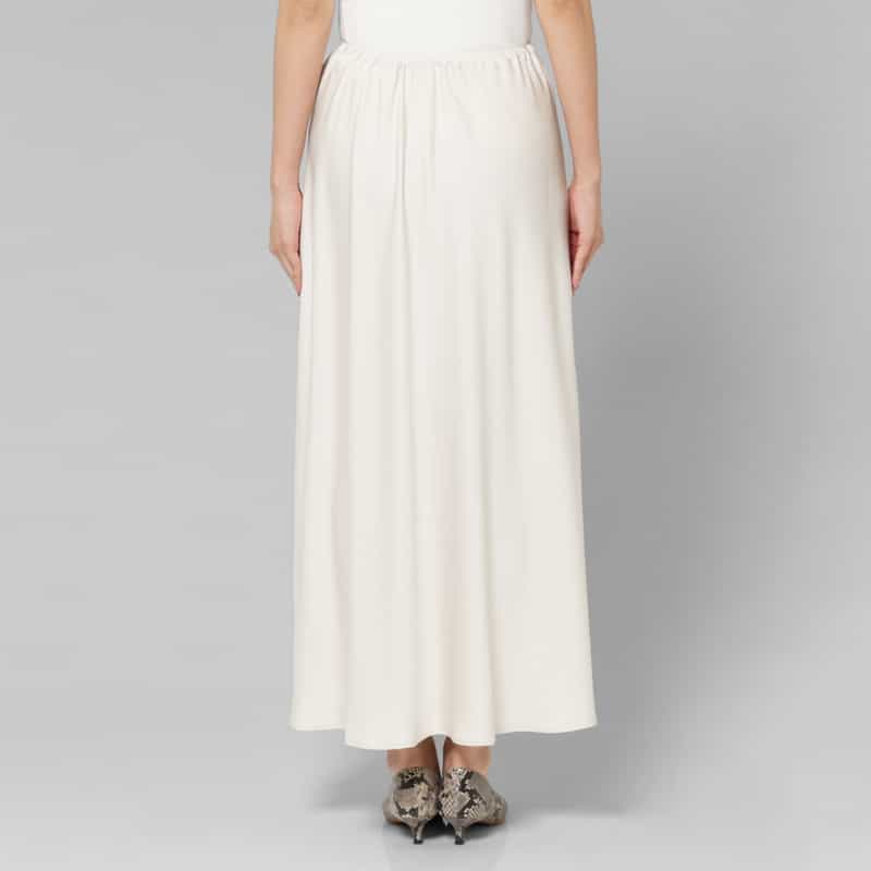 BARNEYS NEW YORK ストレッチ ダブルサテン フレアマキシスカート LT BEIGE