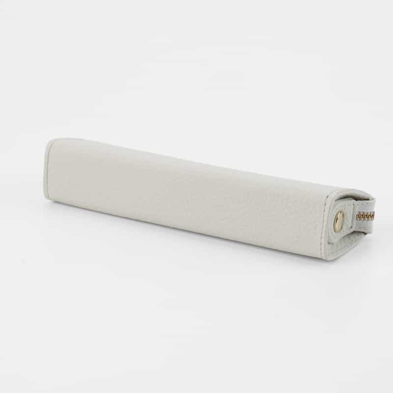BARNEYS NEW YORK ラージレザーペンケース（ホワイト×ゴールド） WHITE