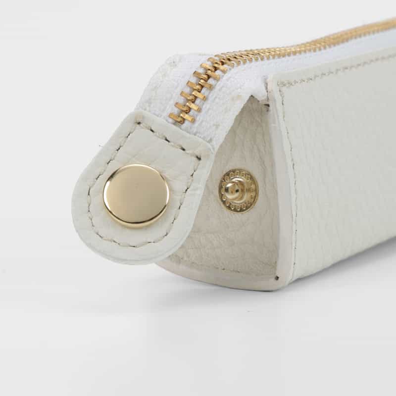 BARNEYS NEW YORK レザーペンケース（ホワイト×ゴールド） WHITE