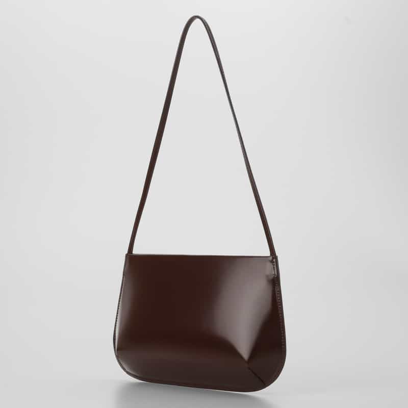 FANE FANE ＜ファン＞ レザーショルダーバッグ DARK BROWN