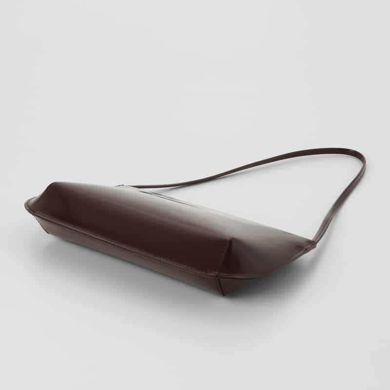 FANE FANE ＜ファン＞ レザーショルダーバッグ DARK BROWN