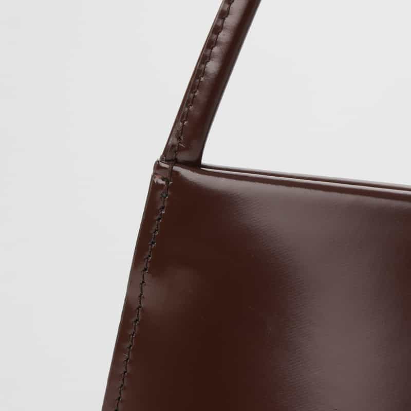 FANE FANE ＜ファン＞ レザーショルダーバッグ DARK BROWN